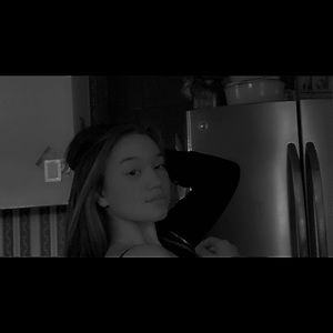 Meet your Posher, Evelyn